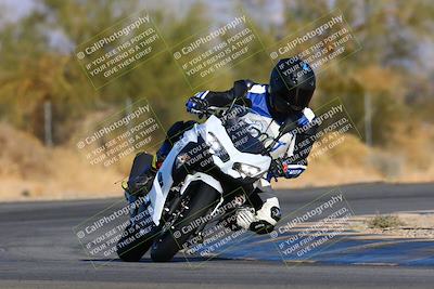 media/Jan-08-2022-SoCal Trackdays (Sat) [[1ec2777125]]/Turn 2 (150pm)/